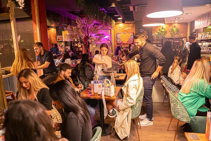 On The Hush - Cafe Northern Quarter & Bottomless Brunch Manchester