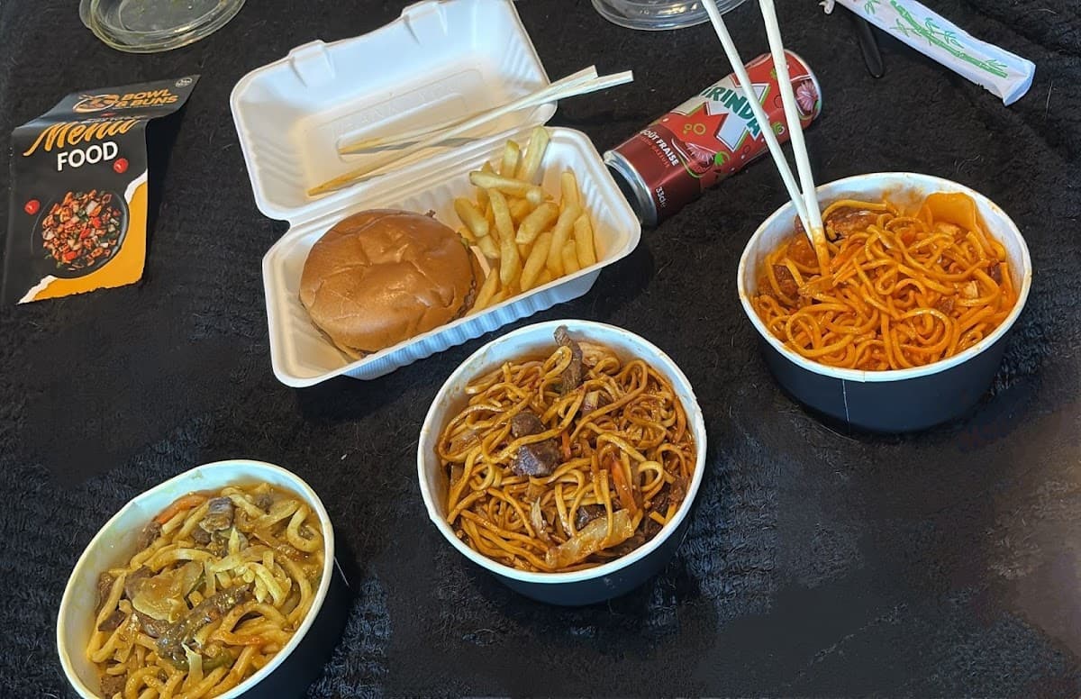 BOWLS & BUNS