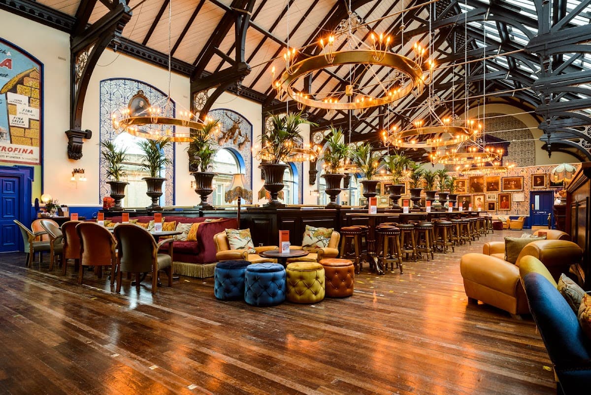 Cosy Club
