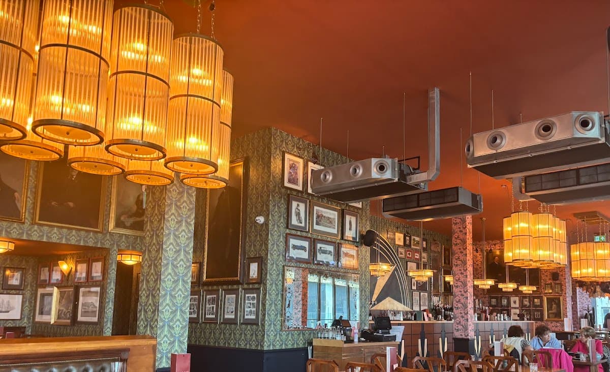 Cosy Club
