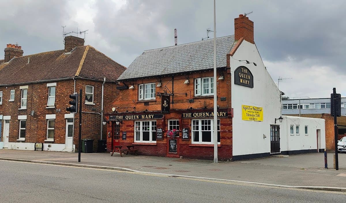 Queen Mary Inn