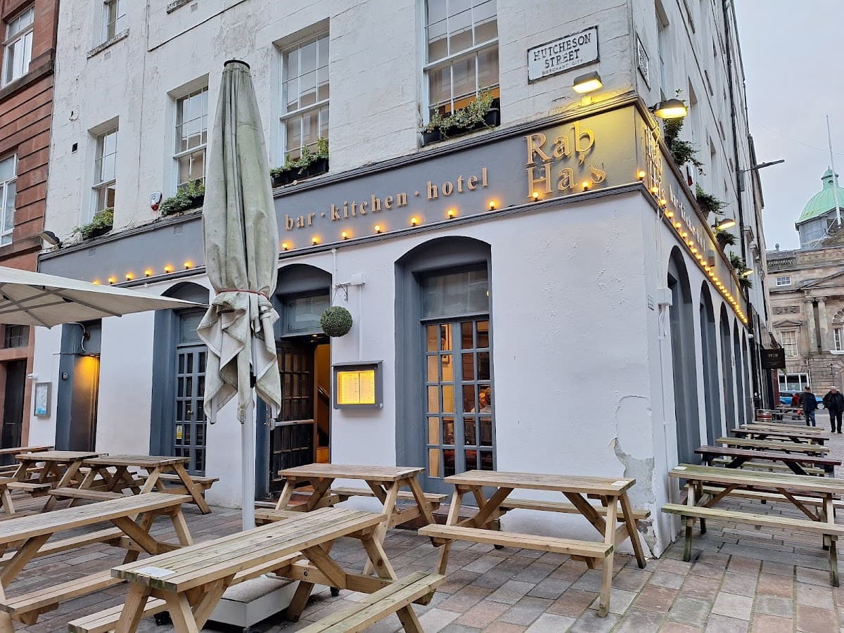 Rab Ha’s Pub/Eatery
