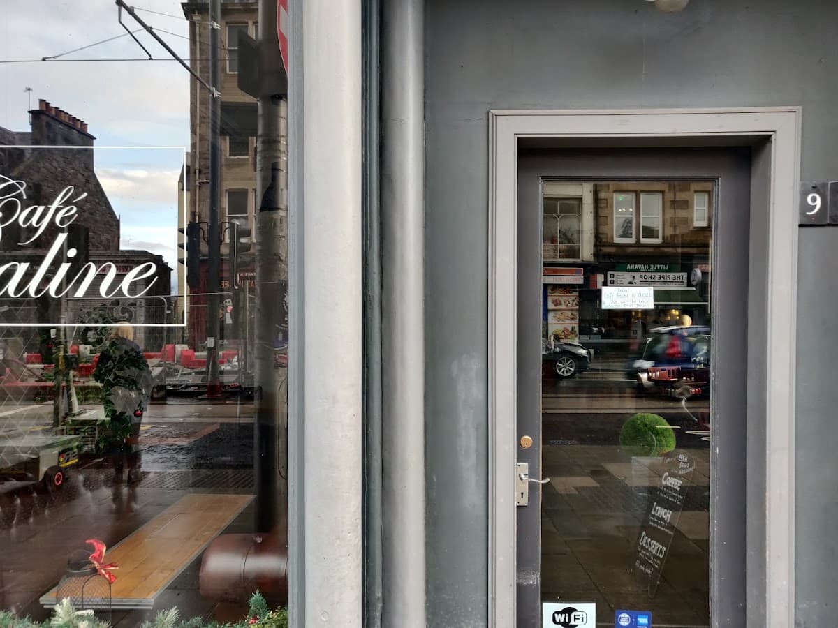 Cafe Praline