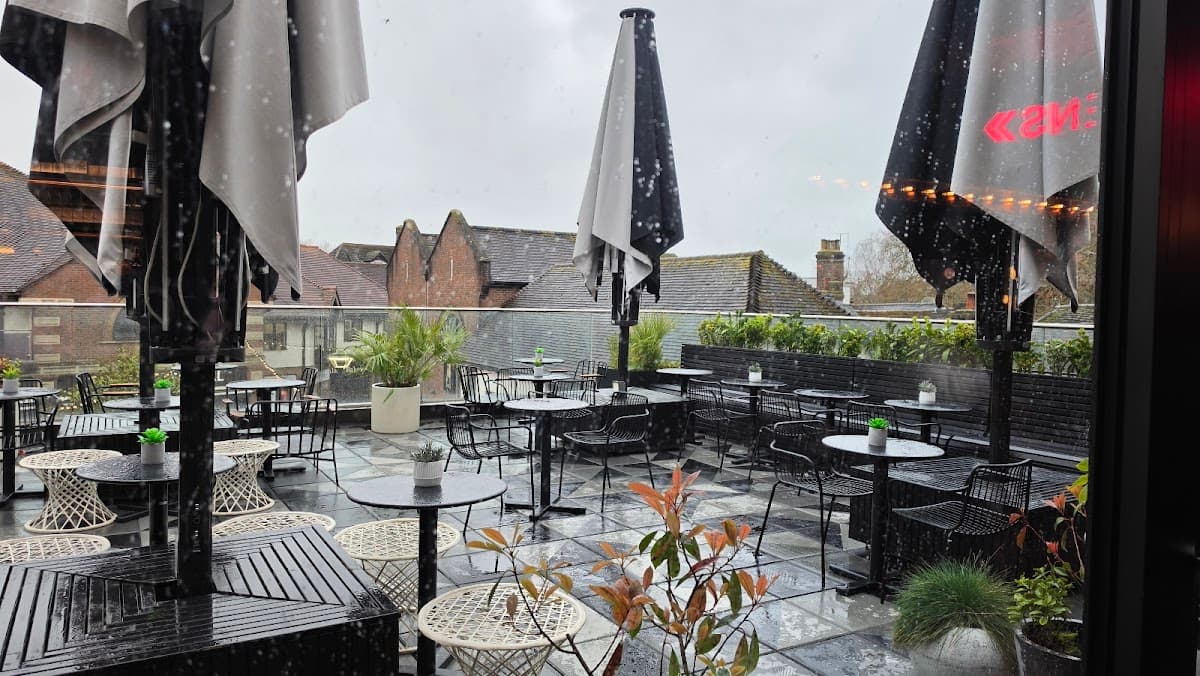 Piries Place