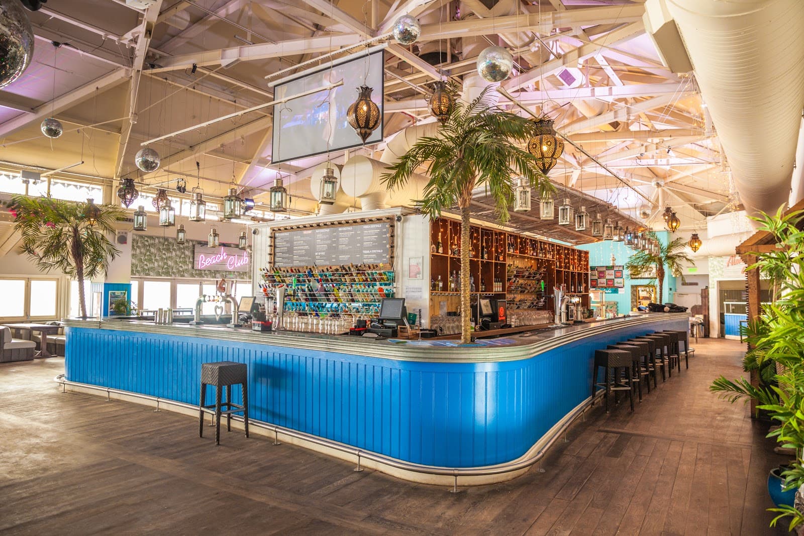 Aruba Restaurant and Bar