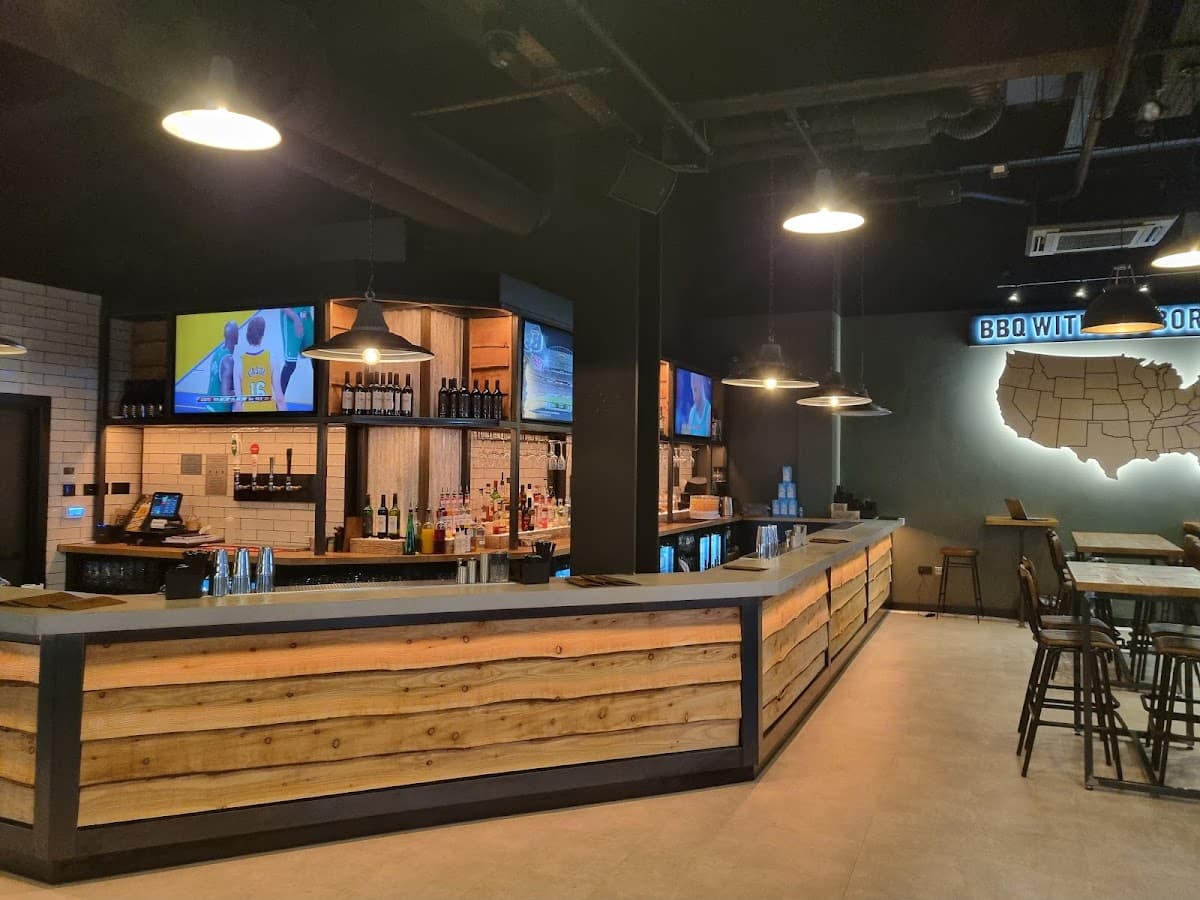 BREWSKI’S BIG TRAY BBQ