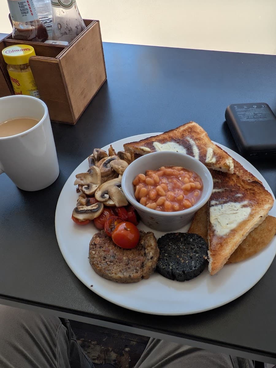 Breakfast, Brunch & Lunch