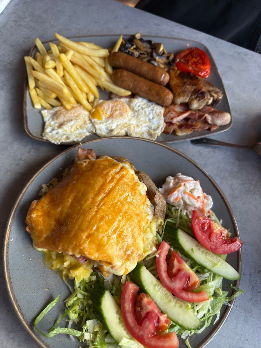 Ladies Cafe