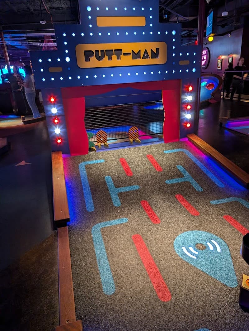 Puttshack - Addison
