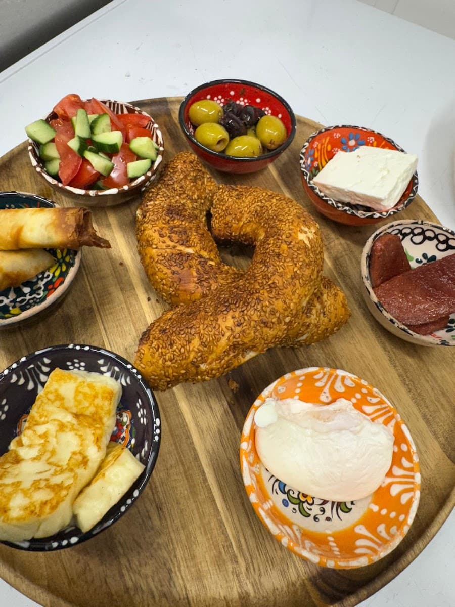 SARDUNYA Cafe Bistro