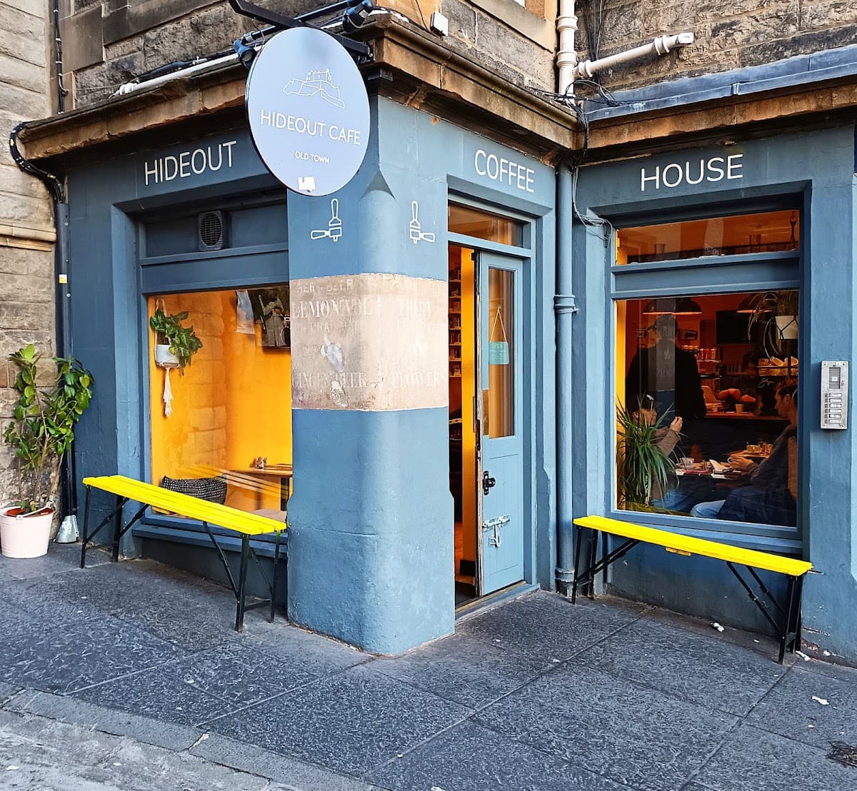Hideout Cafe