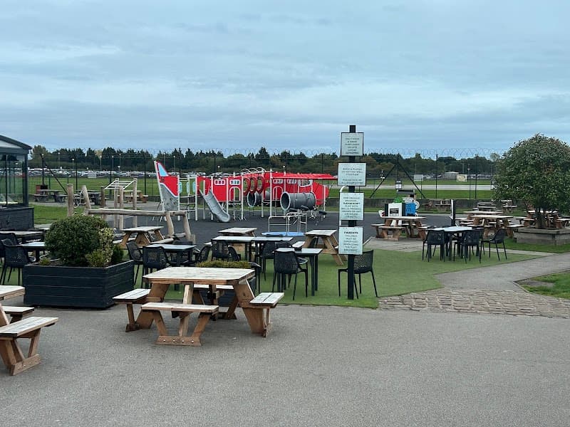 The Beer Garden Pub - Manchester Airport