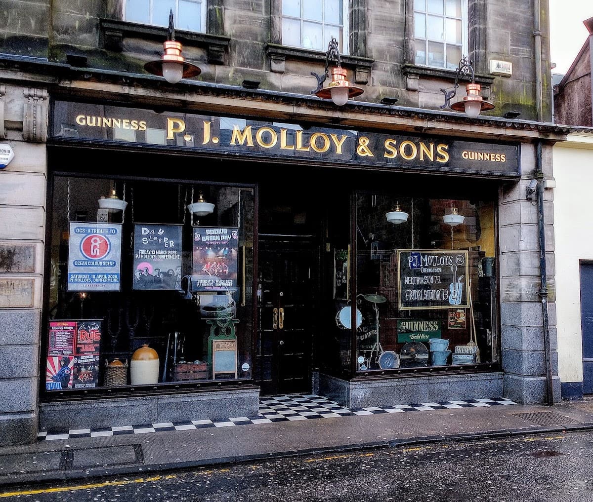 P J Molloy & Sons