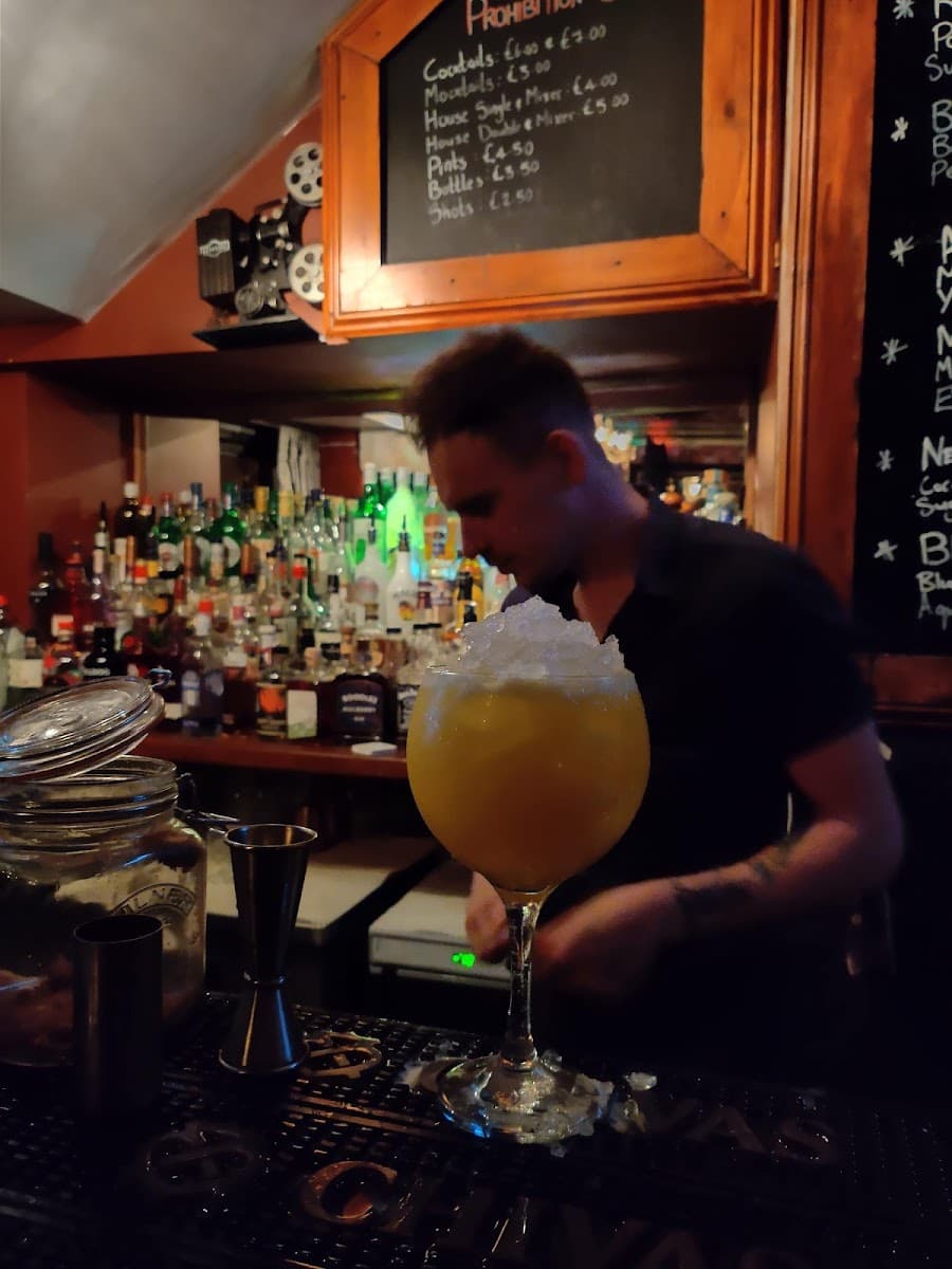 Prohibition cocktail bar