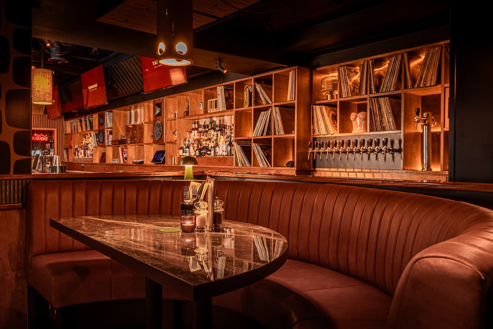 TapHouse Bar & Kitchen