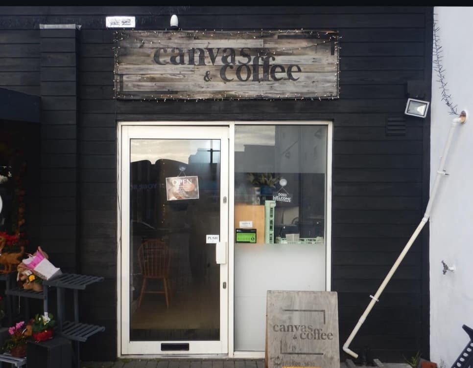 Canvas & Coffee