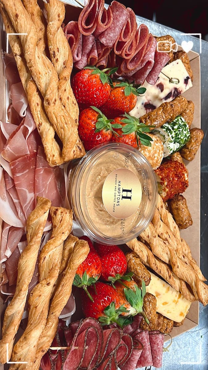 New Hamptons brunch