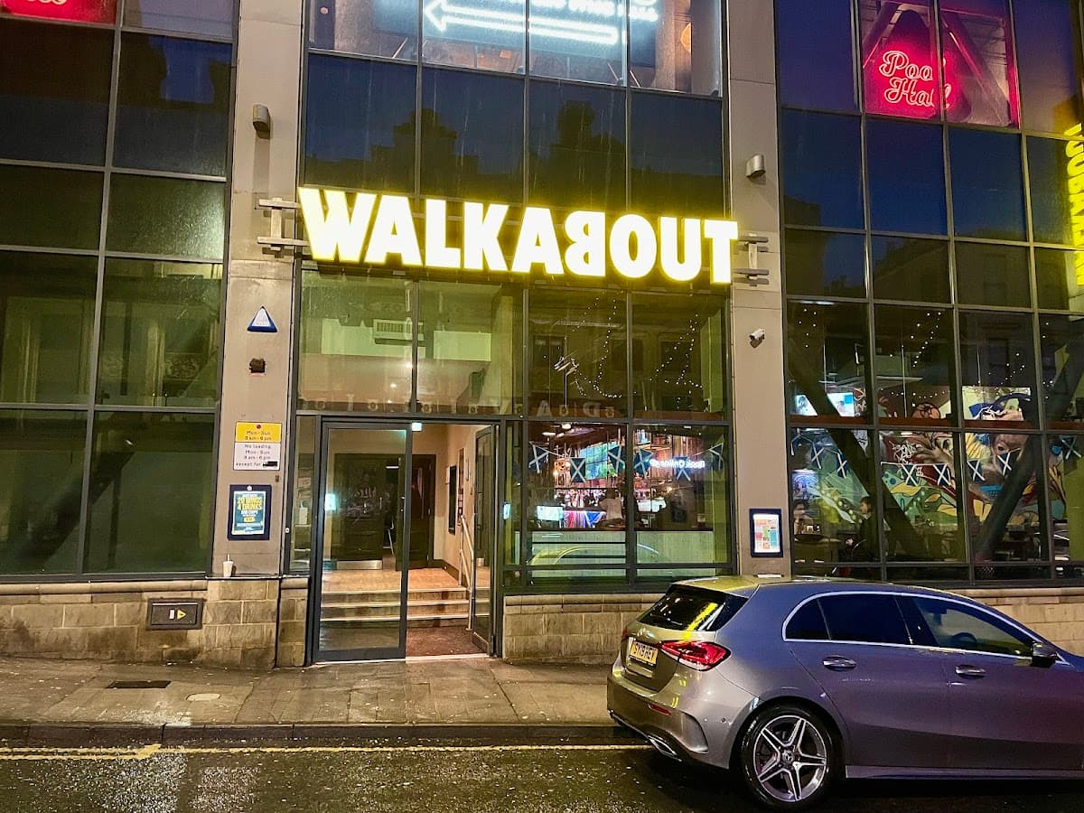 Walkabout - Glasgow
