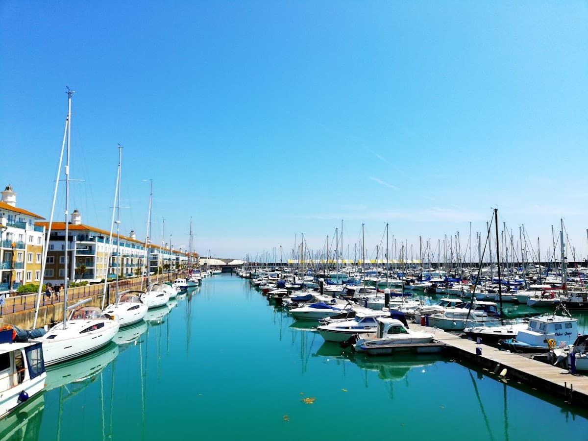 The Clubhouse@bmyc (Brighton Marina Yacht Club)