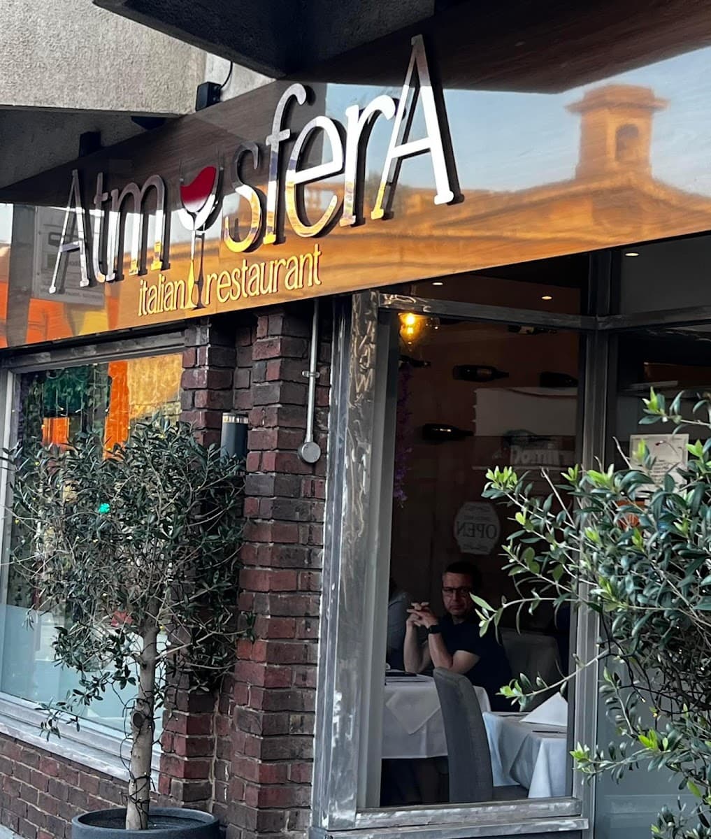 Atmosfera Restaurant and Pizzeria