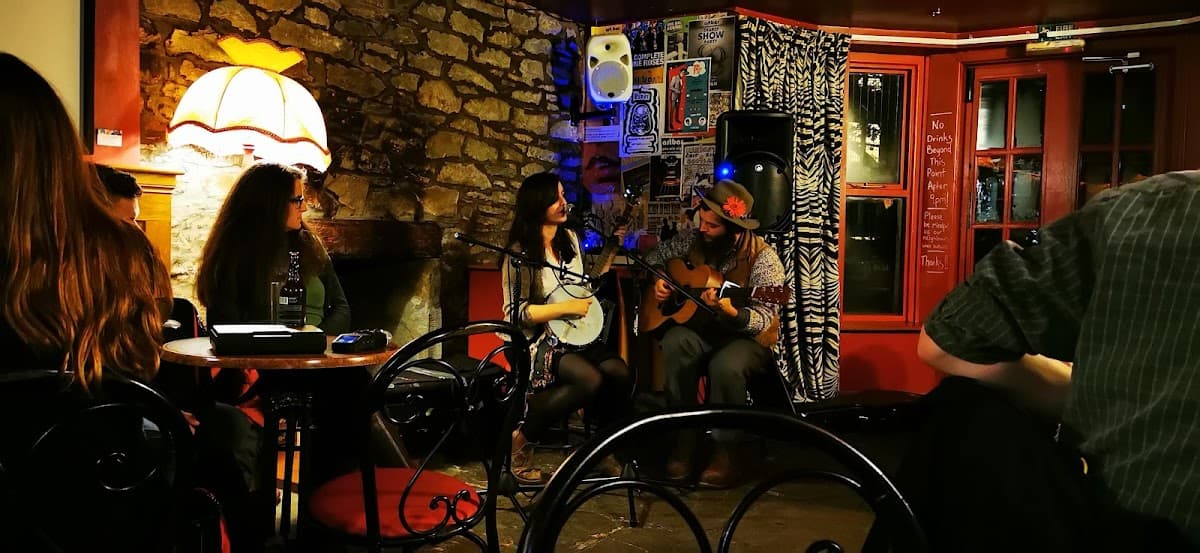 art bar