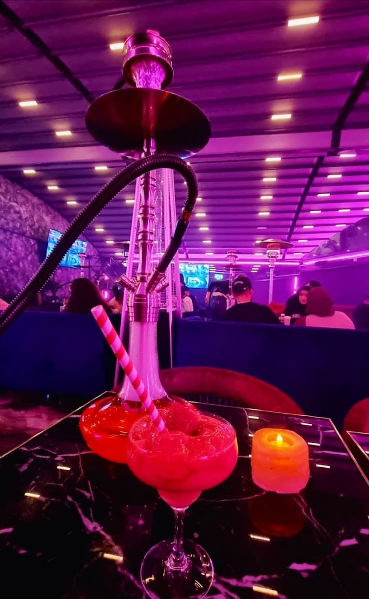 Reves Bistro