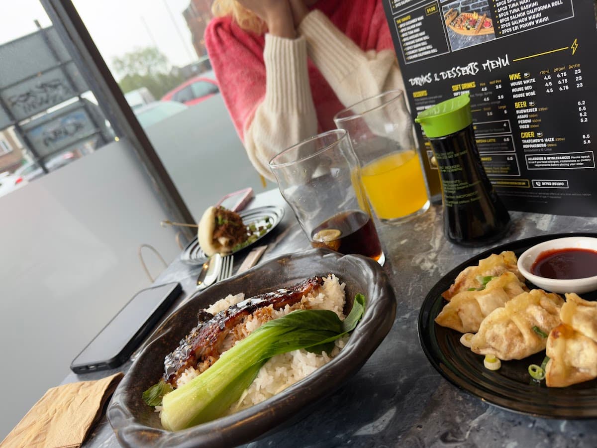 Kaizen Burger and Sushi (Swindon)
