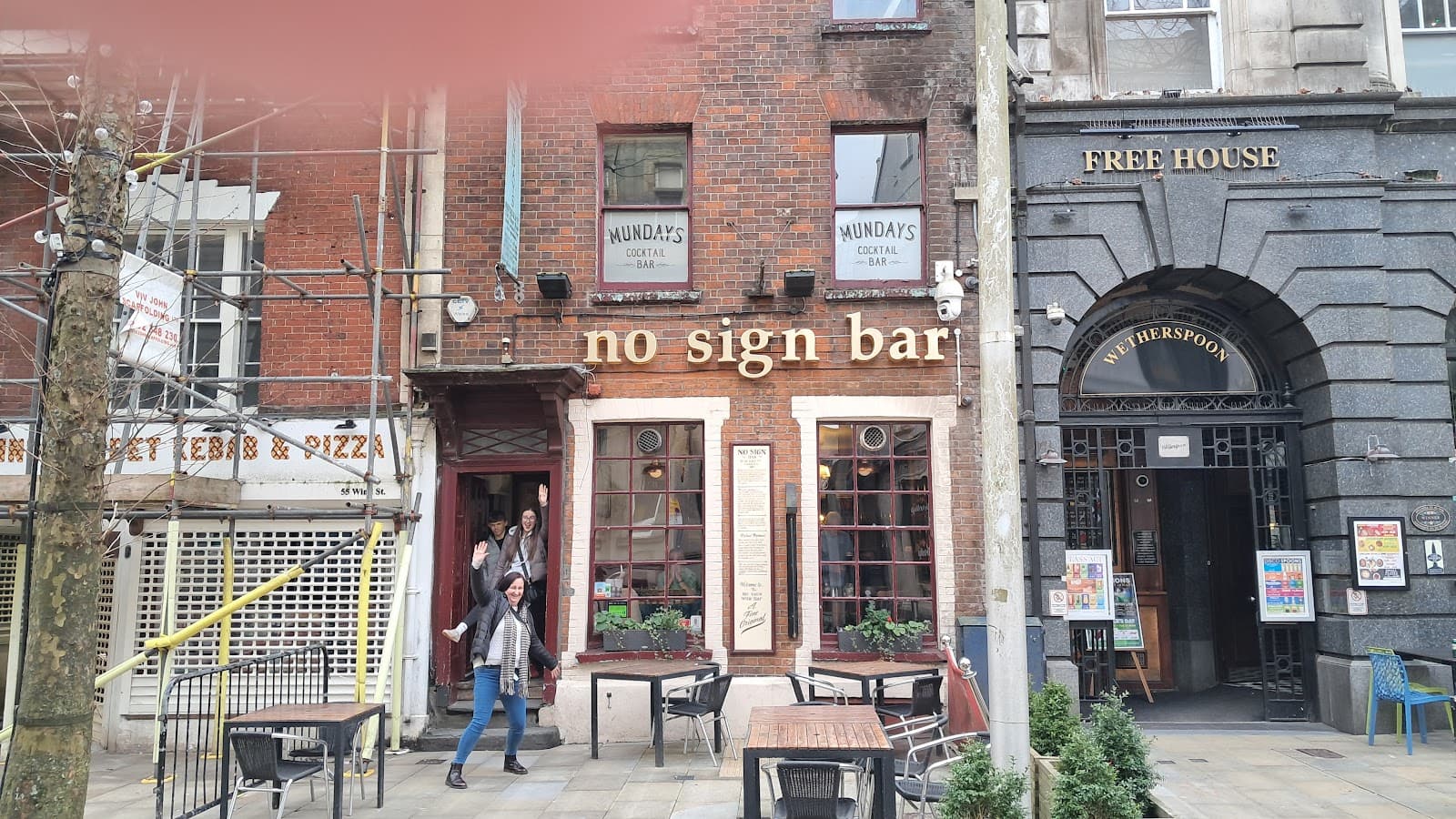 No Sign Bar