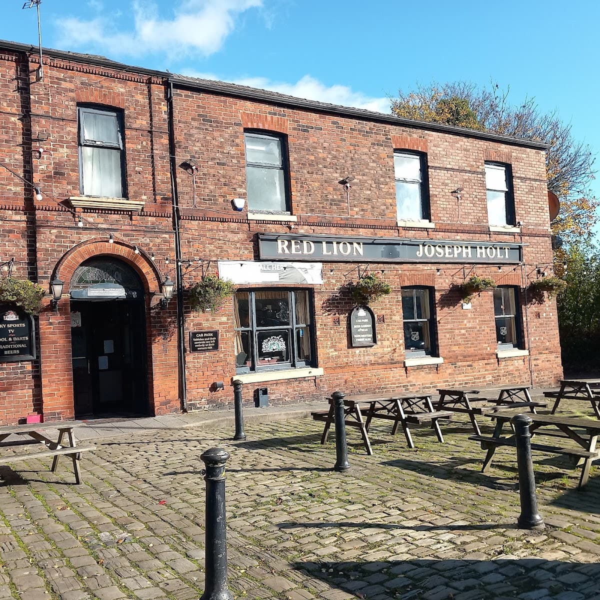 Red Lion (Prestwich)
