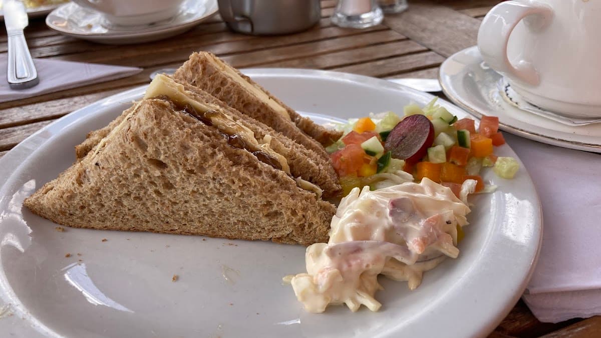 Riverside Cafe