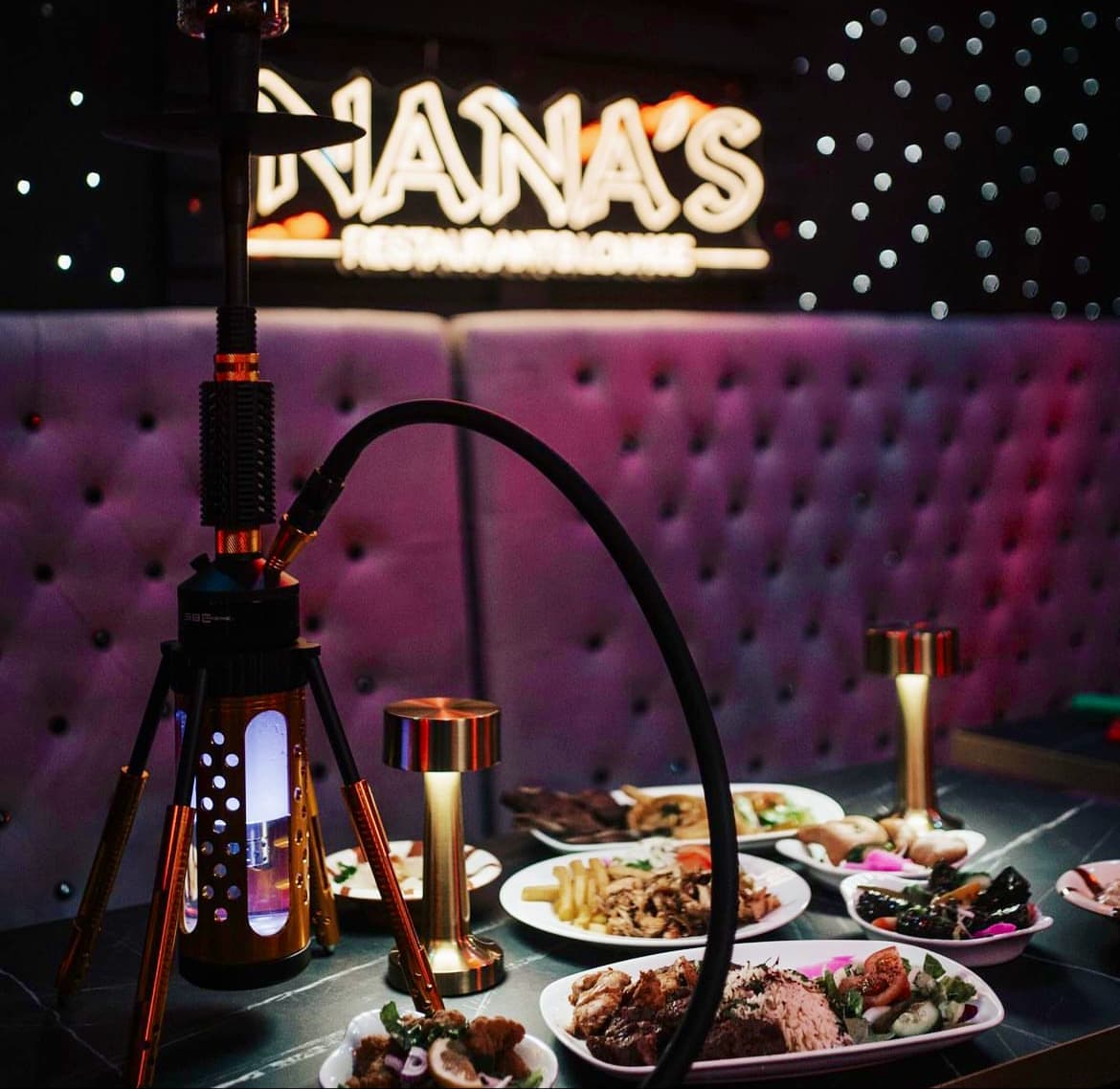 Nana's Restaurant & Lounge