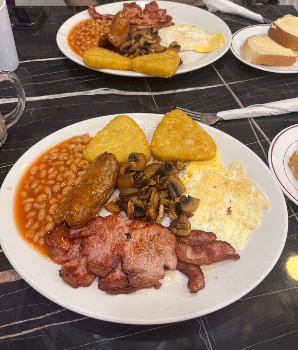 Happy Cafe & Family Restaurant