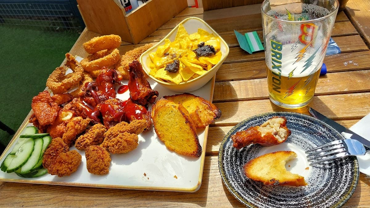 Famous Cock Tavern