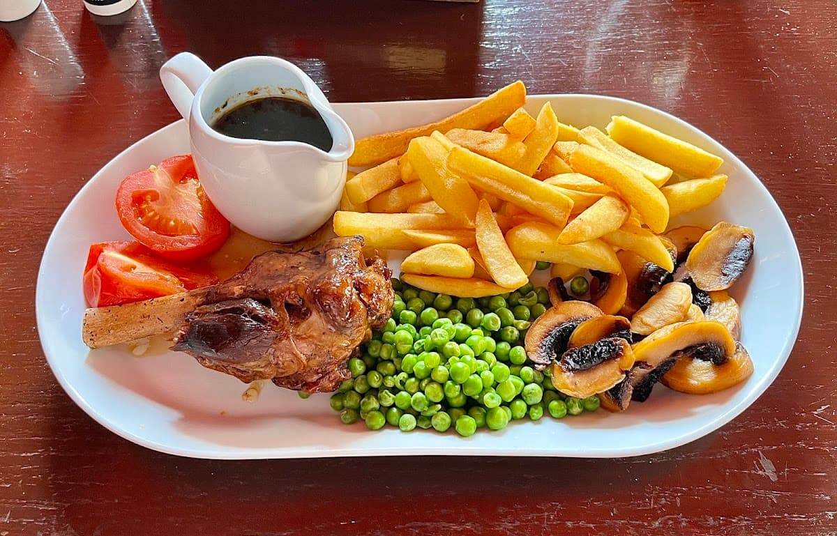 Gatehouse Tavern