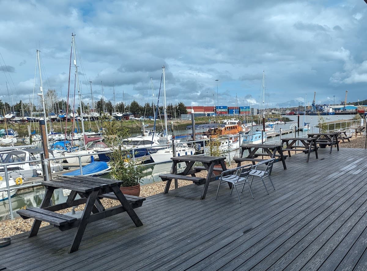 The Outlook Bar at Fox's Marina