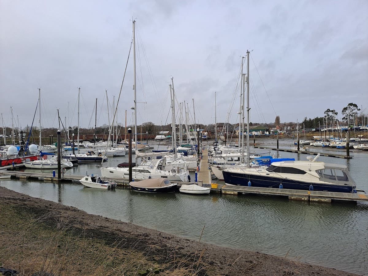The Outlook Bar at Fox's Marina