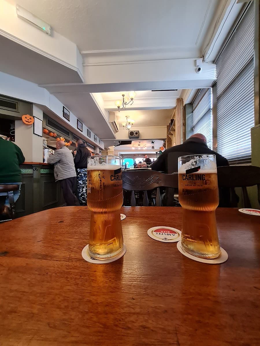CHURCHILLS • Topping St. • A Warm & Friendly Welcome