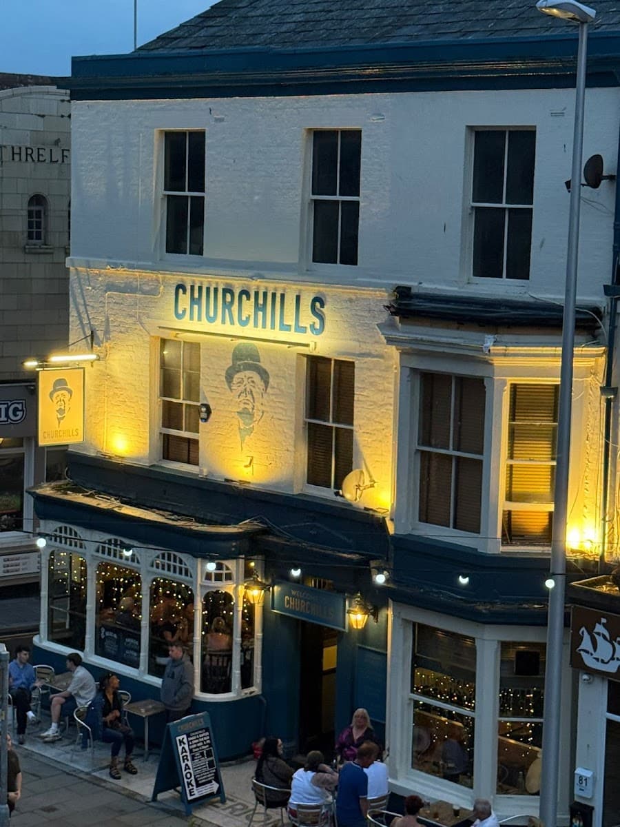 CHURCHILLS • Topping St. • A Warm & Friendly Welcome