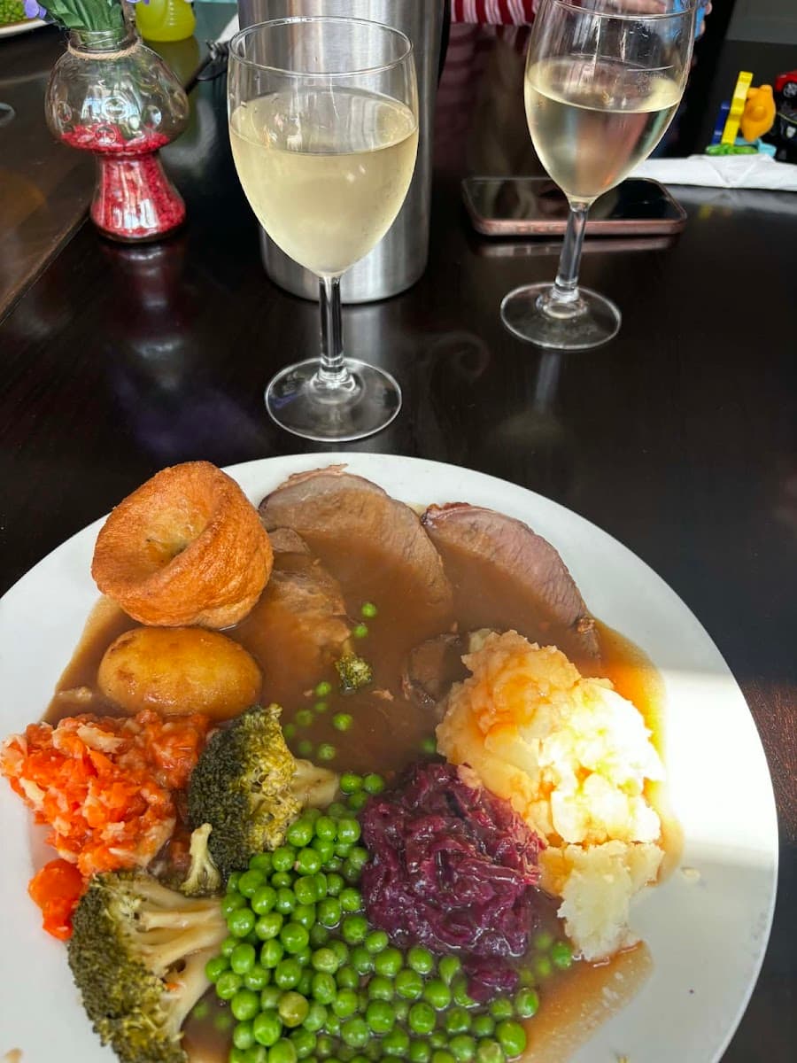 Vivian Arms Hotel