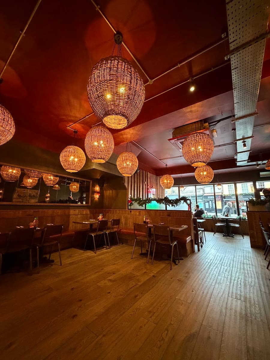 Pho Greenwich
