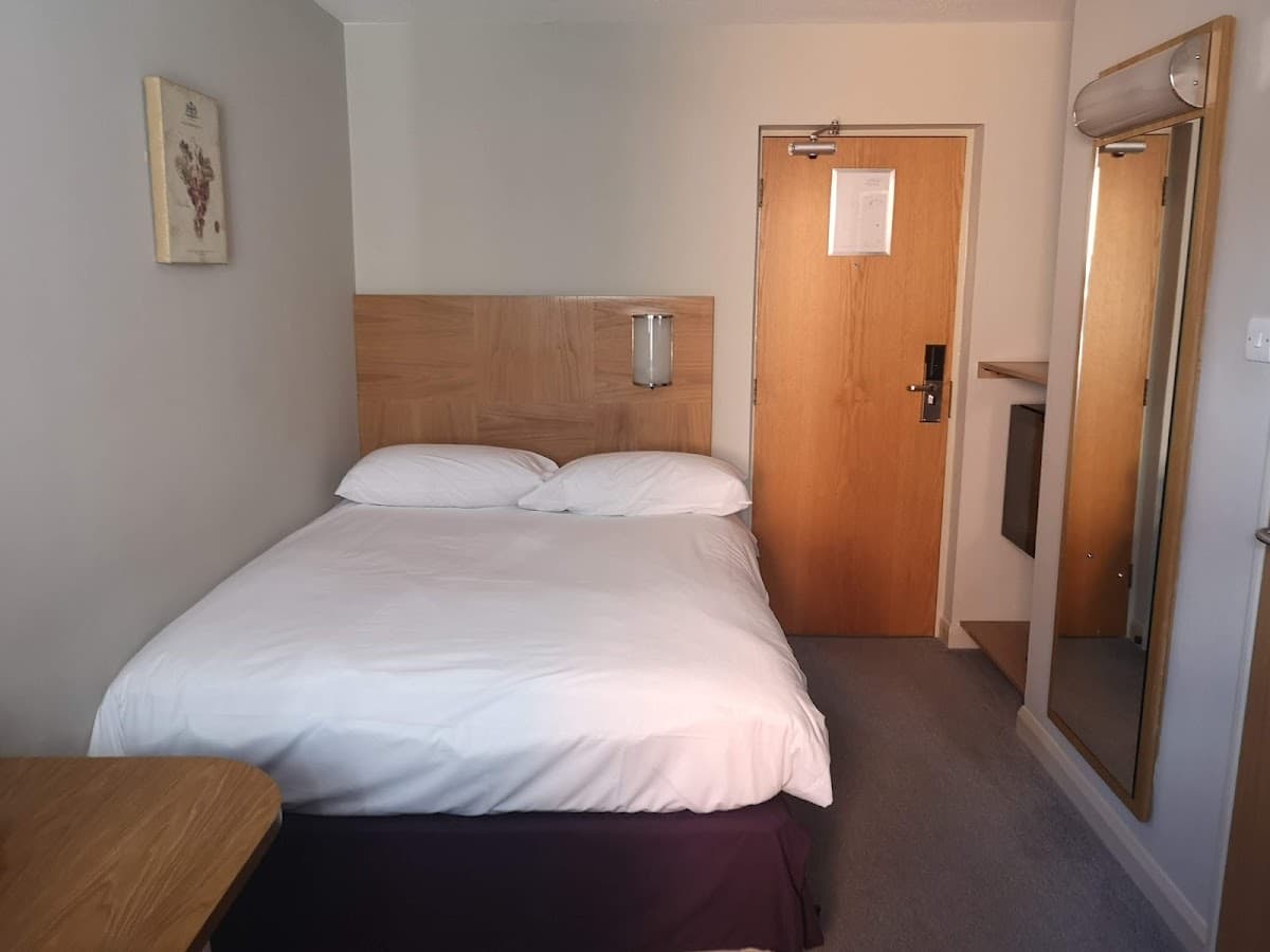 The Corner House Hotel