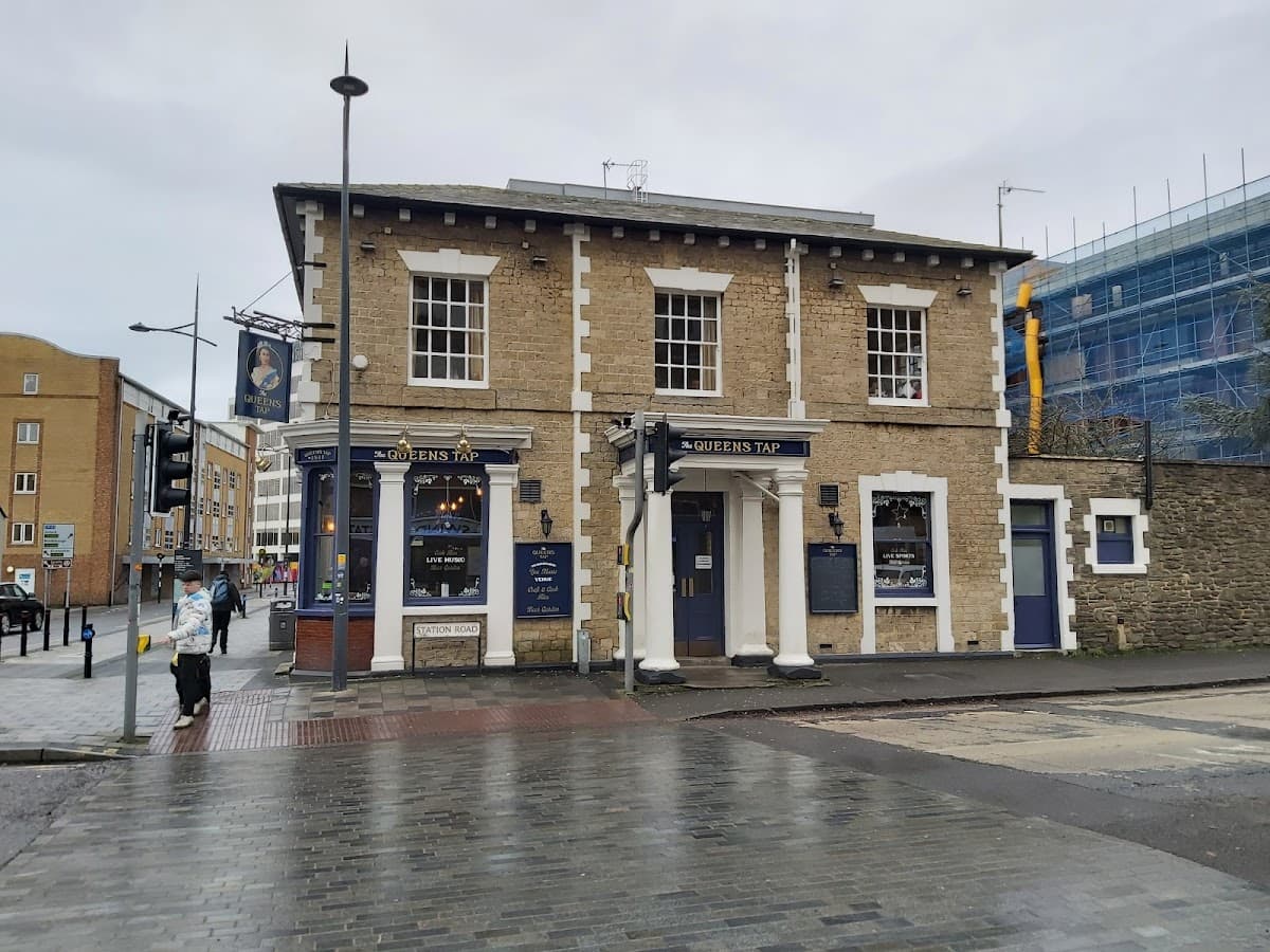 The Queens Tap