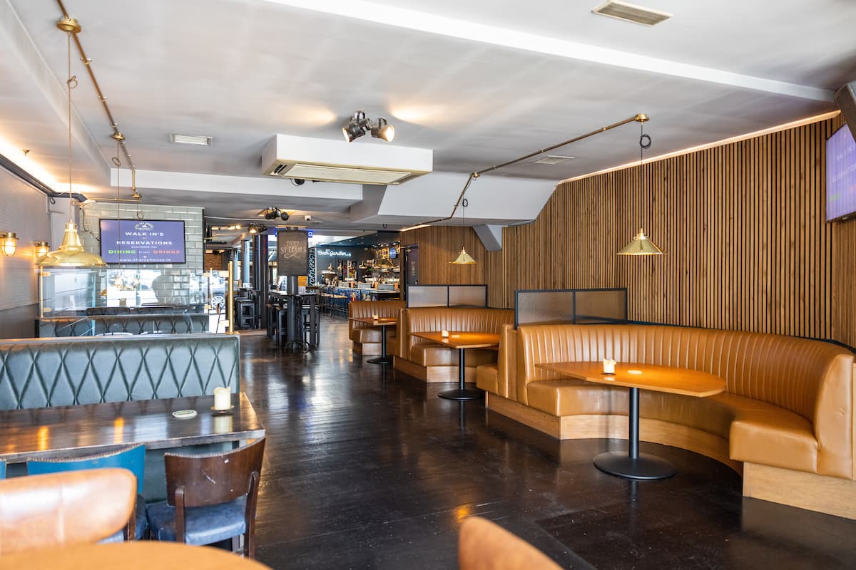 The Ivy House Bar & Restaurant