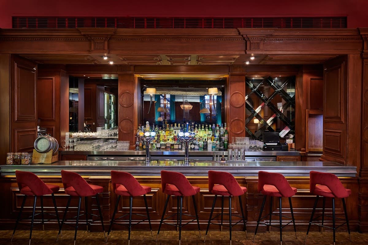 Great Central Pub by Matt Fletcher