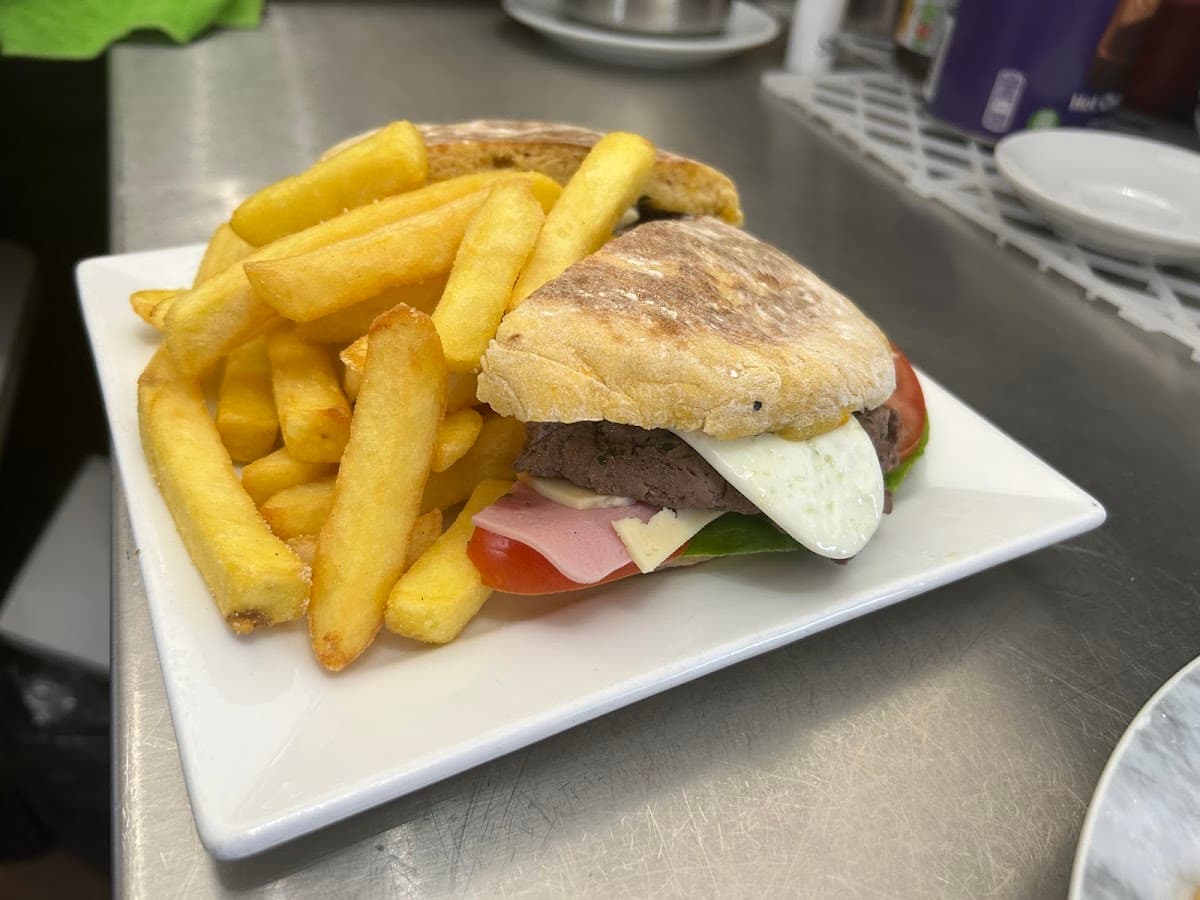 M21 Xavelha Snack Bar