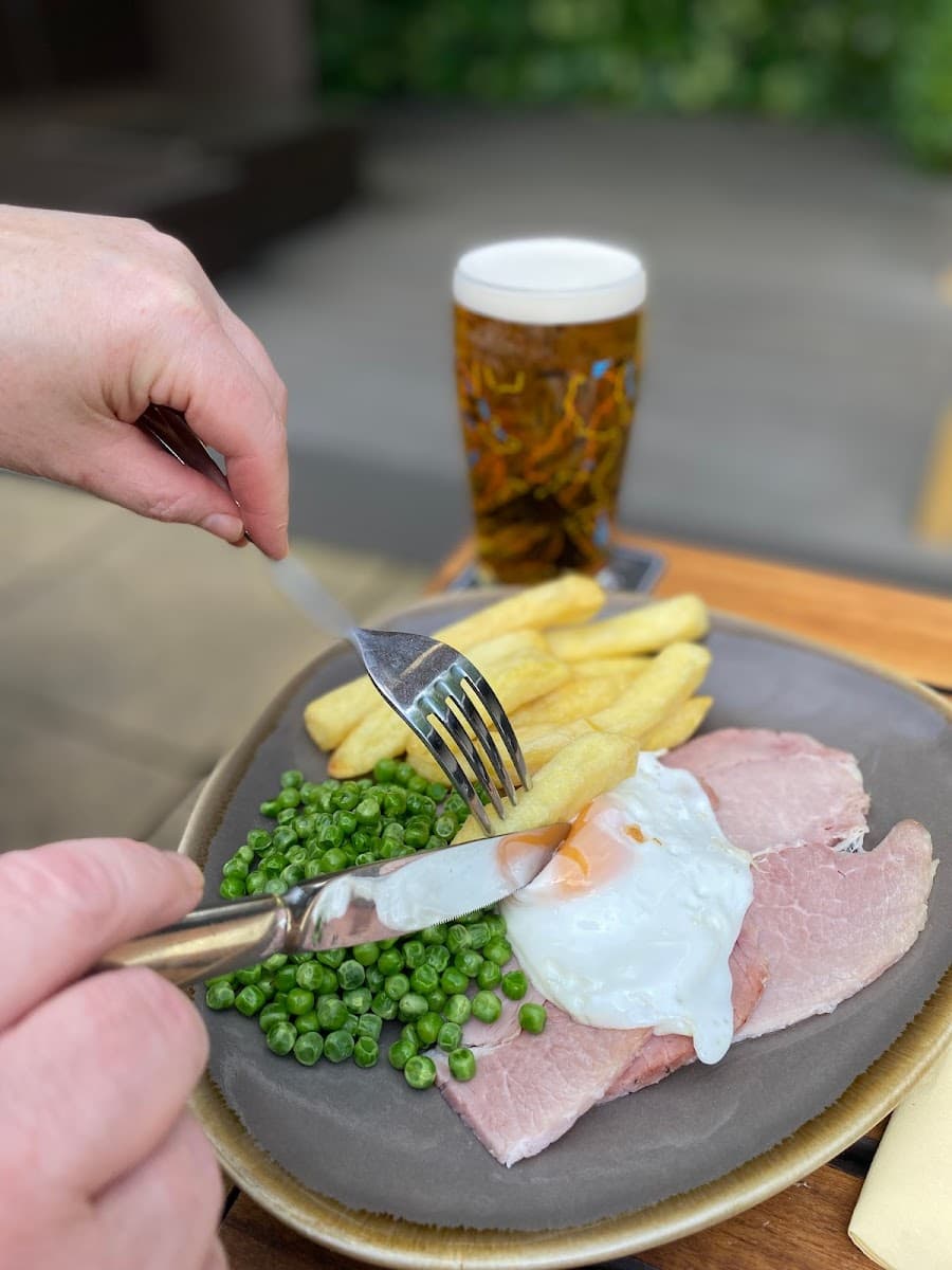 The Boars Head