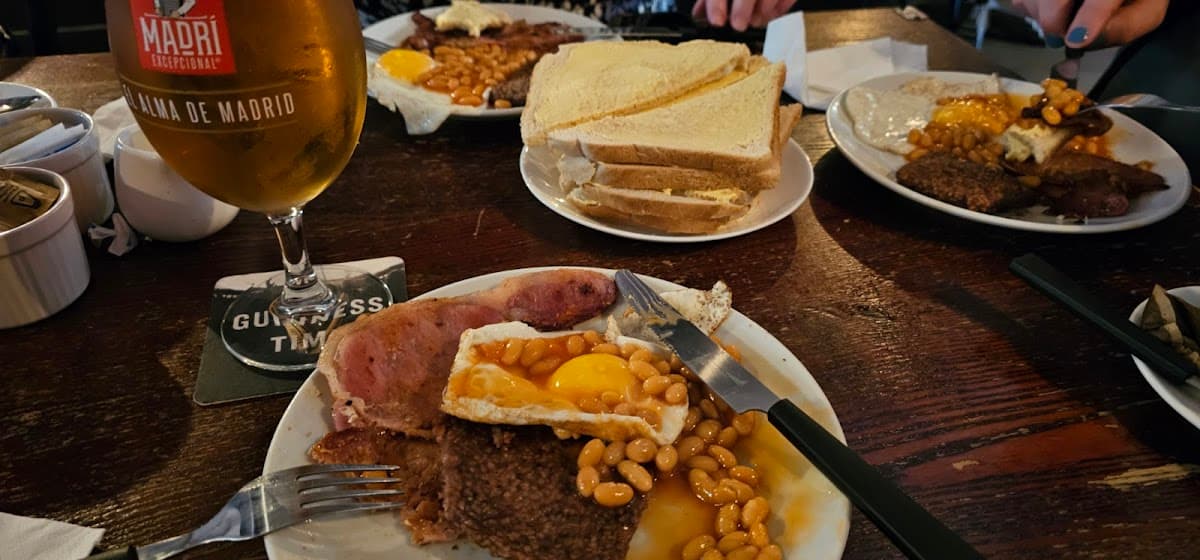 Alfie's Sports Bar