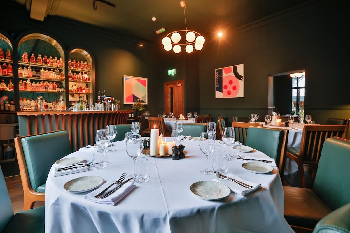 Lennan's Yard - Pub, Bar & Restaurant