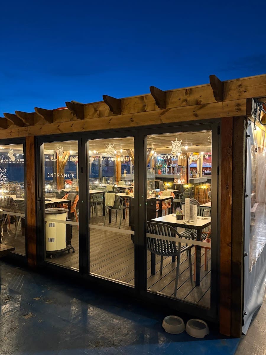 Captains Cabin Bar & Restaurant