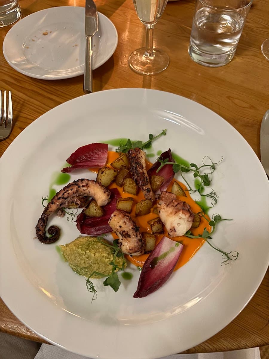 Woods Restaurant